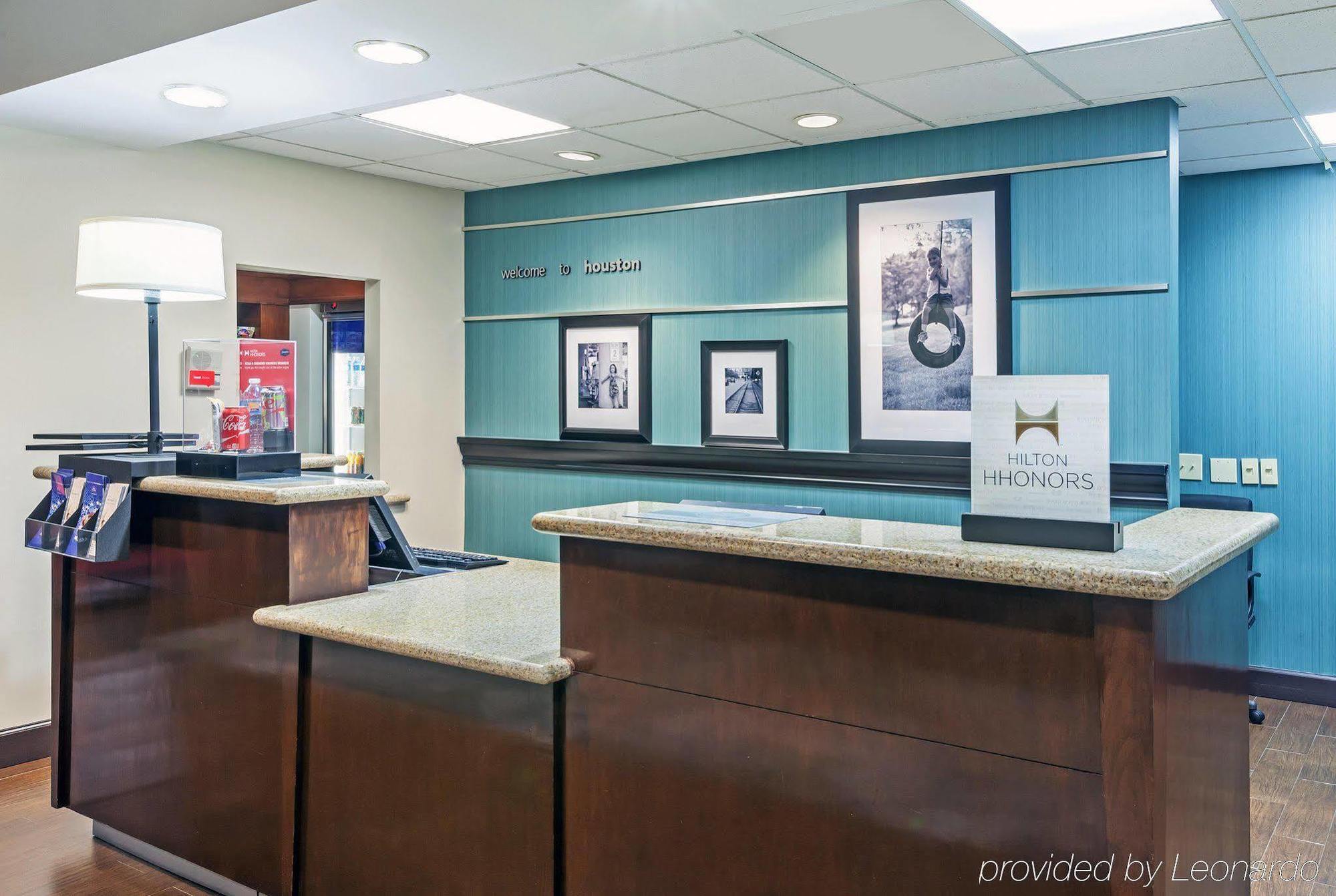Hampton Inn & Suites Houston-Westchase Buitenkant foto
