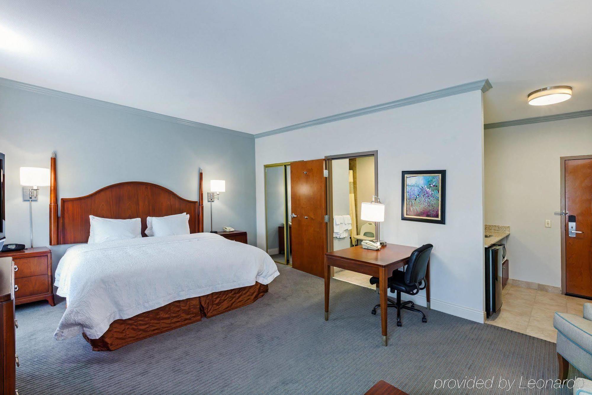 Hampton Inn & Suites Houston-Westchase Buitenkant foto
