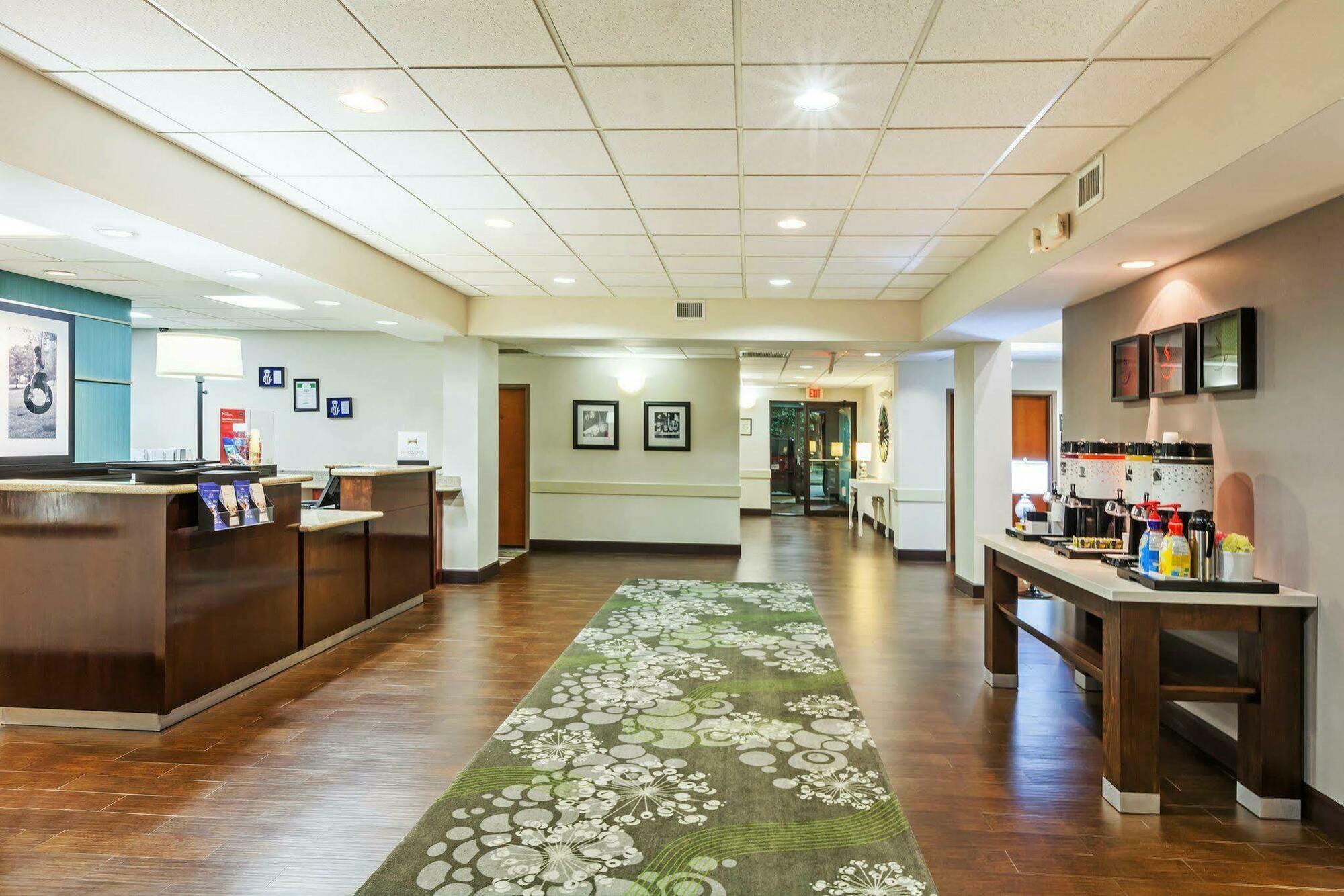 Hampton Inn & Suites Houston-Westchase Buitenkant foto