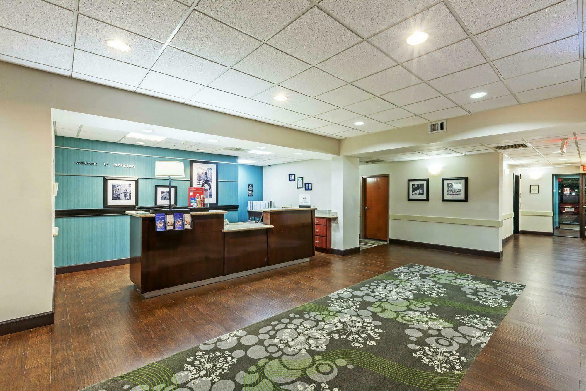 Hampton Inn & Suites Houston-Westchase Buitenkant foto